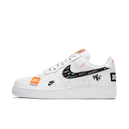 Nike Air Force 1 LV8