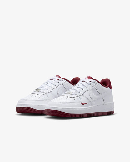 Nike Air Force 1 LV8