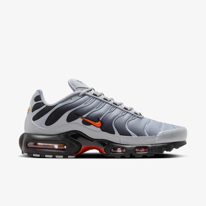 Nike Air Max Plus 'Black Gradient Red'